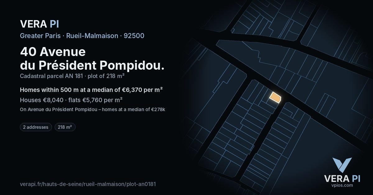 40 Avenue du Président Pompidou, Rueil-Malmaison at night – the plot lit, the parcels around coloured by the prices near them