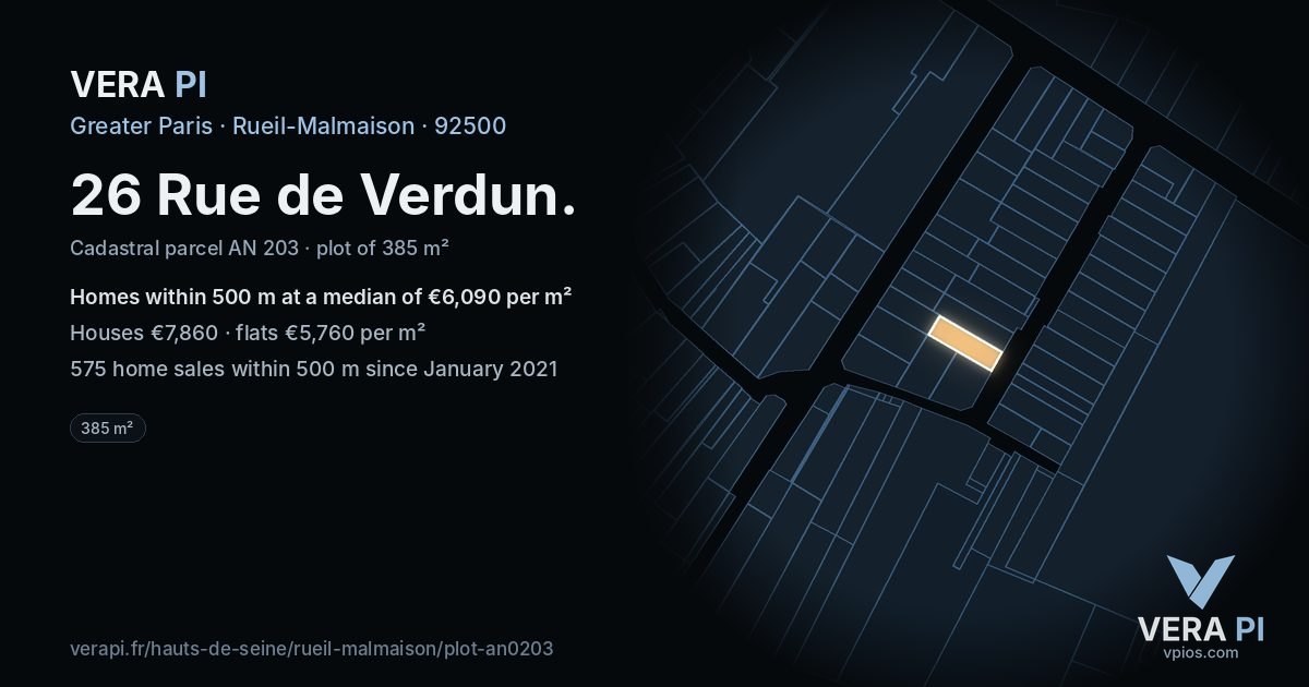 26 Rue de Verdun, Rueil-Malmaison at night – the plot lit, the parcels around coloured by the prices near them