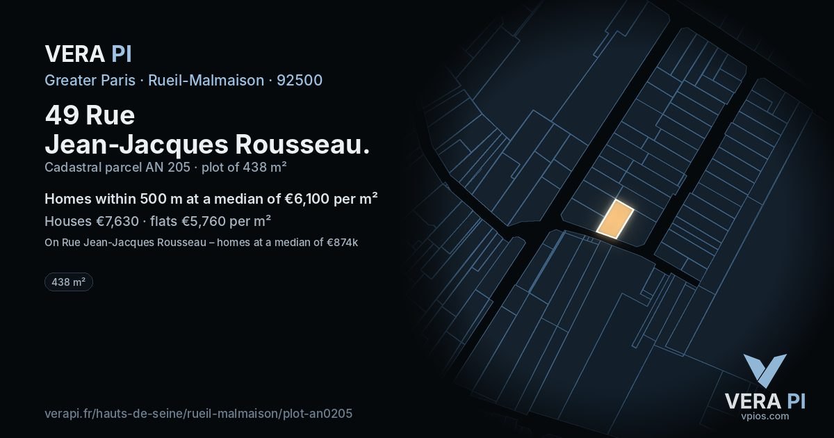 49 Rue Jean-Jacques Rousseau, Rueil-Malmaison at night – the plot lit, the parcels around coloured by the prices near them