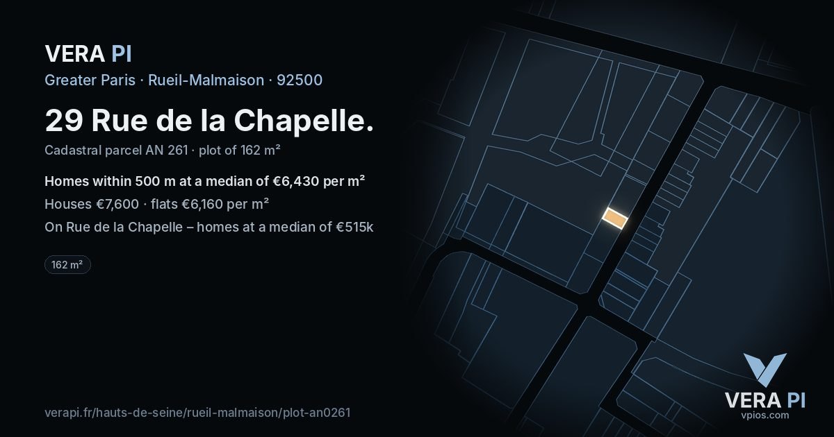 29 Rue de la Chapelle, Rueil-Malmaison at night – the plot lit, the parcels around coloured by the prices near them