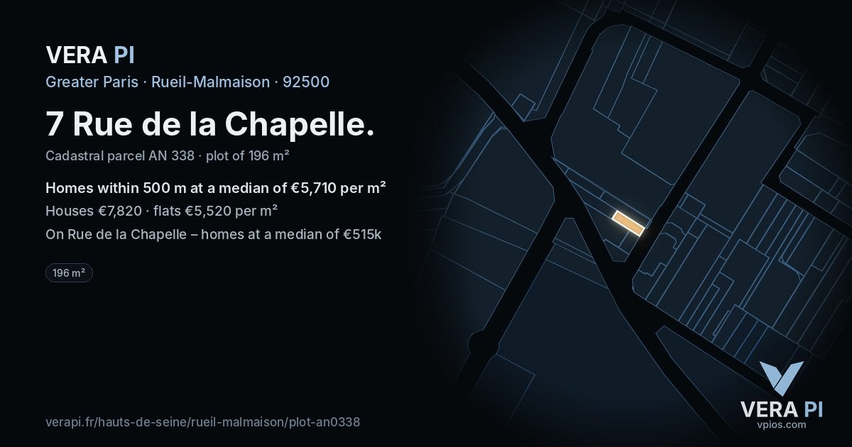 7 Rue de la Chapelle, Rueil-Malmaison at night – the plot lit, the parcels around coloured by the prices near them