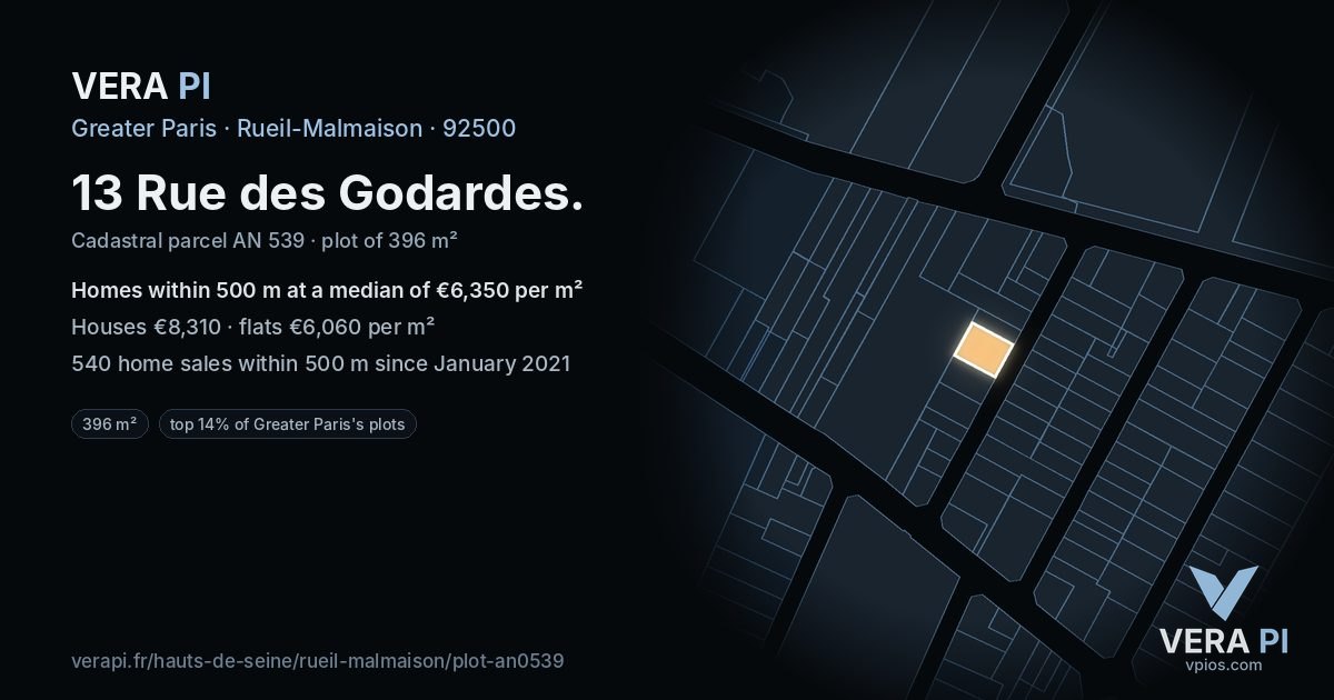13 Rue des Godardes, Rueil-Malmaison at night – the plot lit, the parcels around coloured by the prices near them