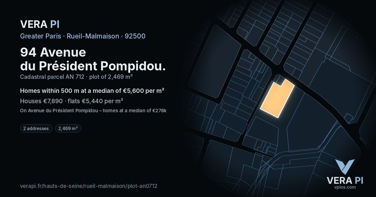 94 Avenue du Président Pompidou, Rueil-Malmaison at night – the plot lit, the parcels around coloured by the prices near them