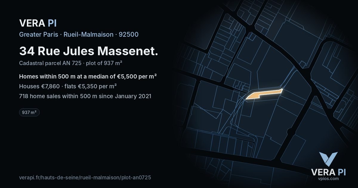 34 Rue Jules Massenet, Rueil-Malmaison at night – the plot lit, the parcels around coloured by the prices near them