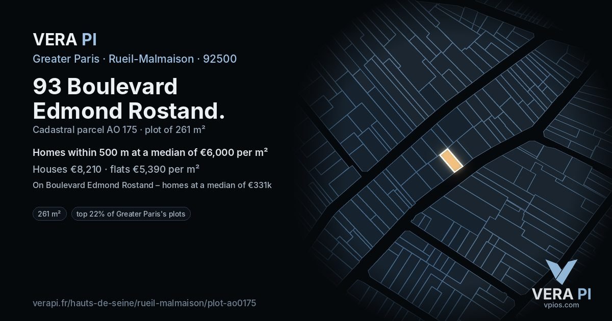93 Boulevard Edmond Rostand, Rueil-Malmaison at night – the plot lit, the parcels around coloured by the prices near them