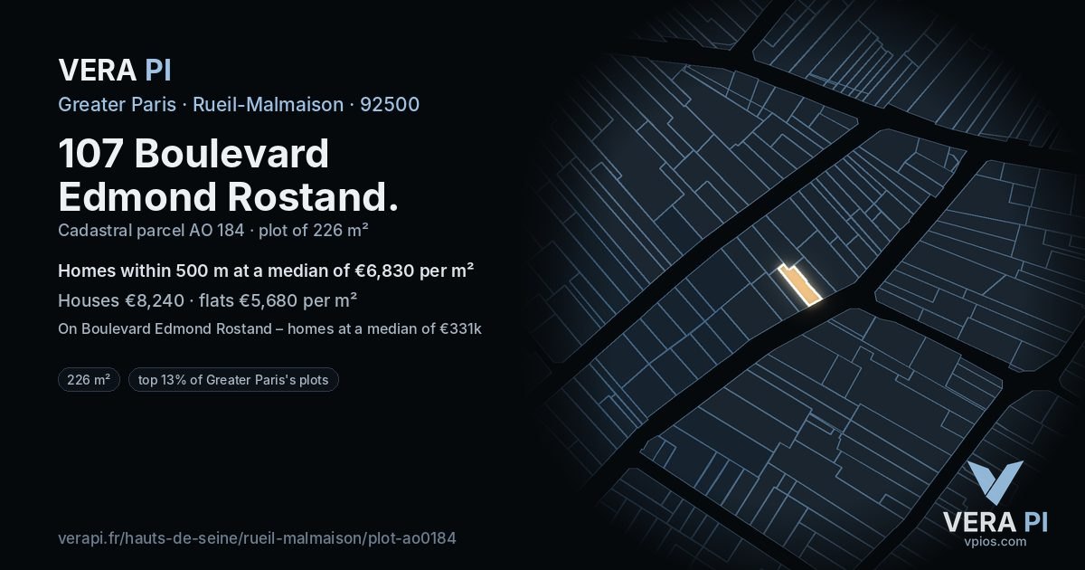 107 Boulevard Edmond Rostand, Rueil-Malmaison at night – the plot lit, the parcels around coloured by the prices near them