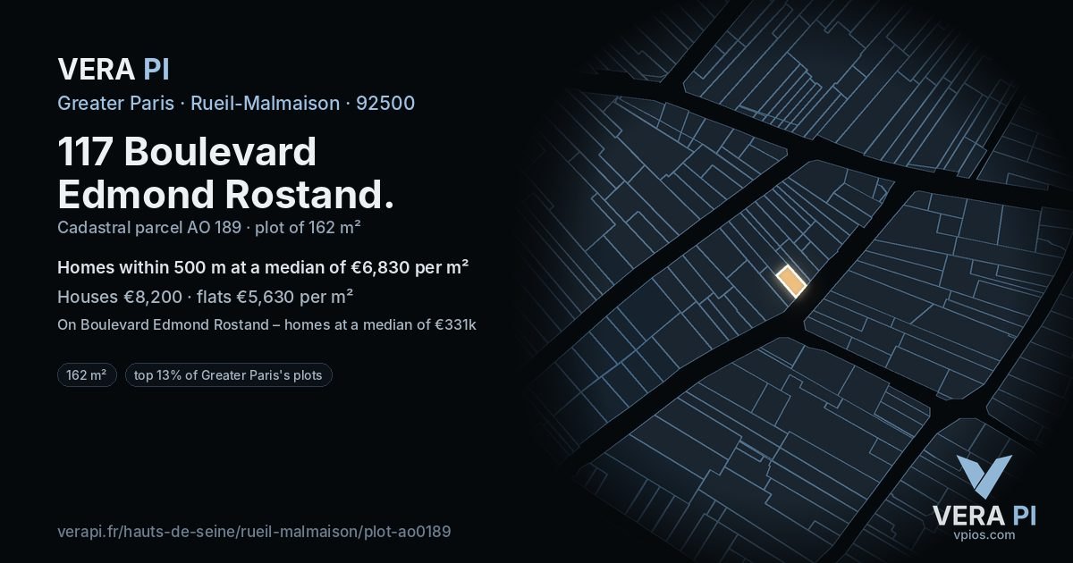 117 Boulevard Edmond Rostand, Rueil-Malmaison at night – the plot lit, the parcels around coloured by the prices near them