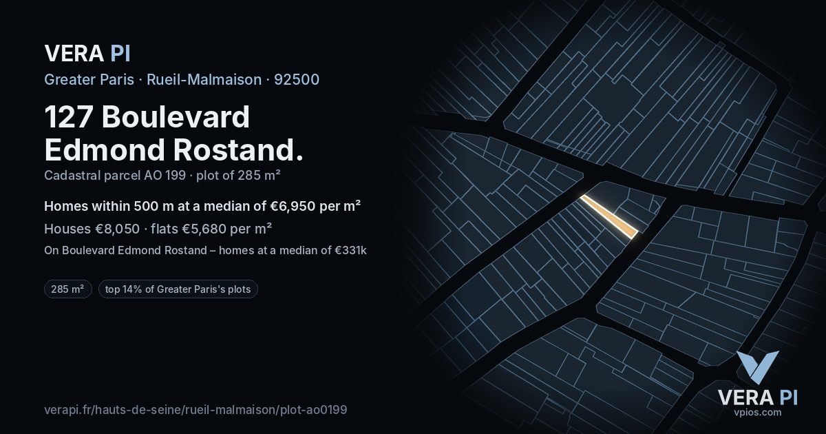 127 Boulevard Edmond Rostand, Rueil-Malmaison at night – the plot lit, the parcels around coloured by the prices near them