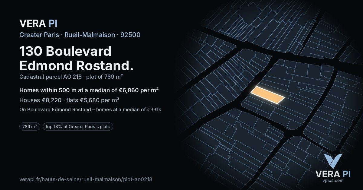 130 Boulevard Edmond Rostand, Rueil-Malmaison at night – the plot lit, the parcels around coloured by the prices near them
