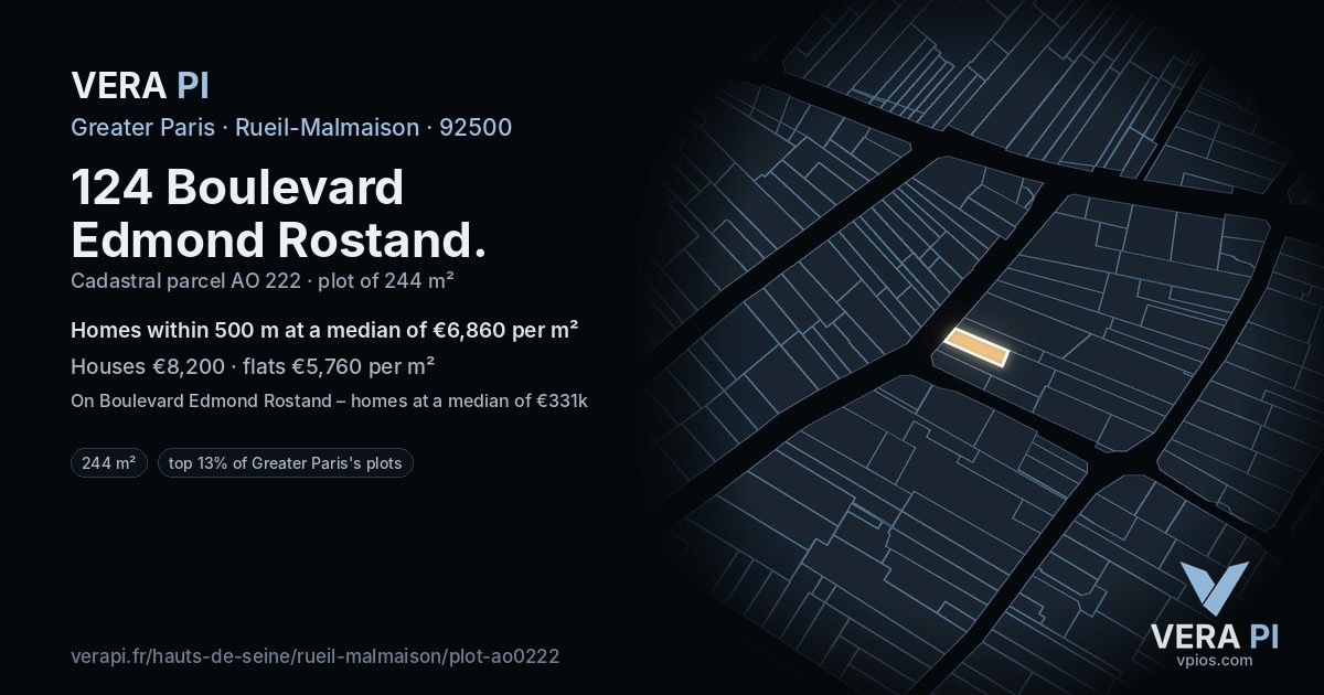 124 Boulevard Edmond Rostand, Rueil-Malmaison at night – the plot lit, the parcels around coloured by the prices near them