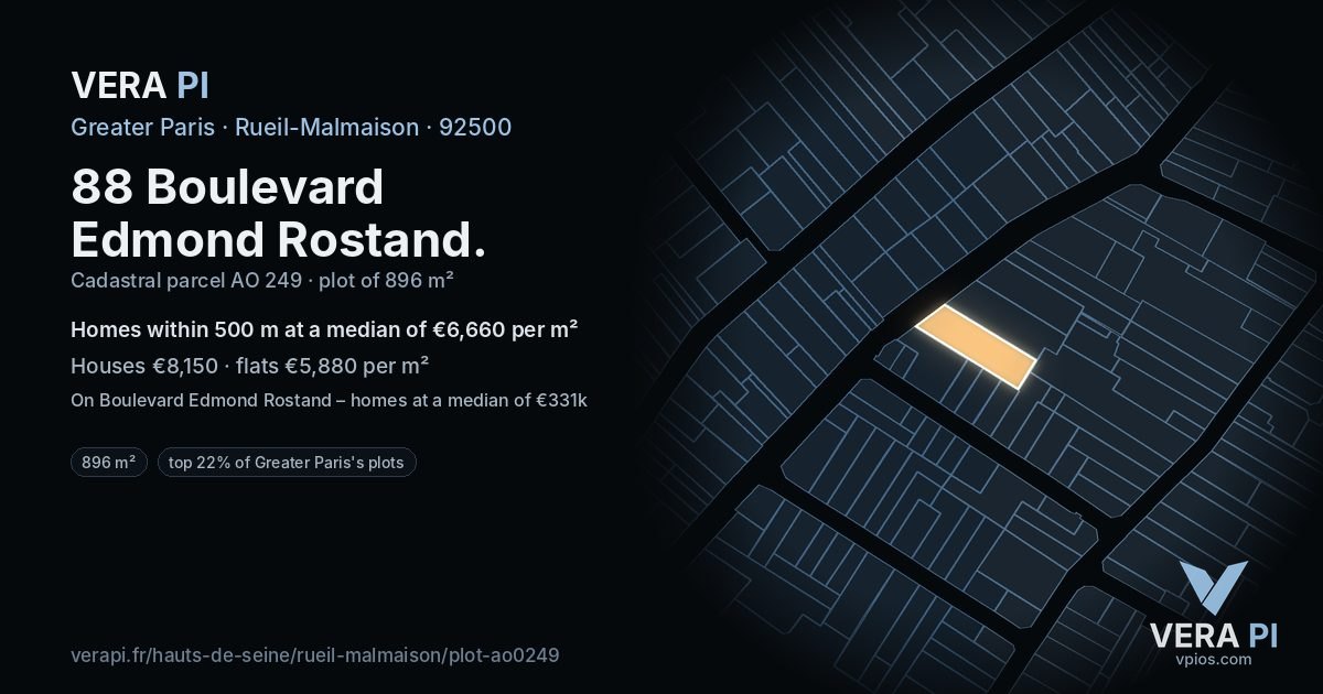 88 Boulevard Edmond Rostand, Rueil-Malmaison at night – the plot lit, the parcels around coloured by the prices near them
