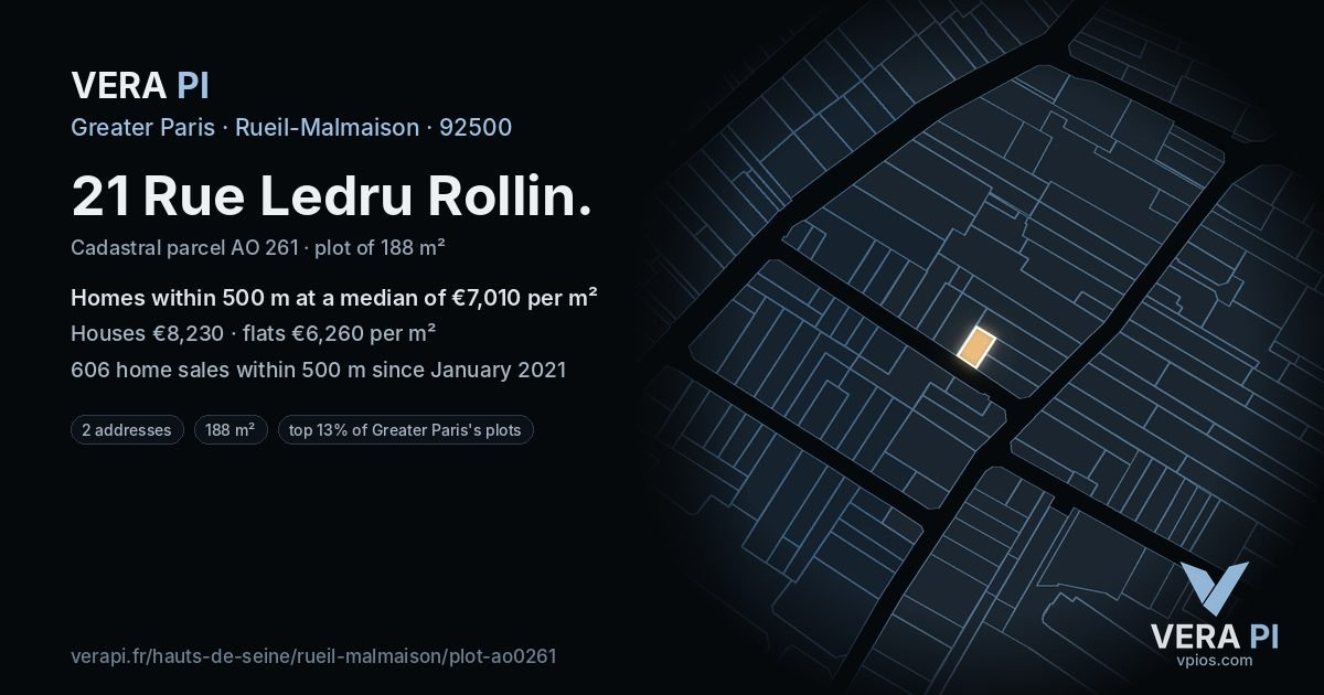 21 Rue Ledru Rollin, Rueil-Malmaison at night – the plot lit, the parcels around coloured by the prices near them