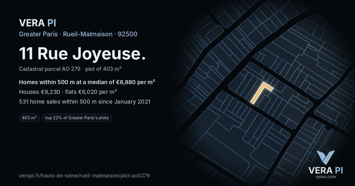 11 Rue Joyeuse, Rueil-Malmaison at night – the plot lit, the parcels around coloured by the prices near them