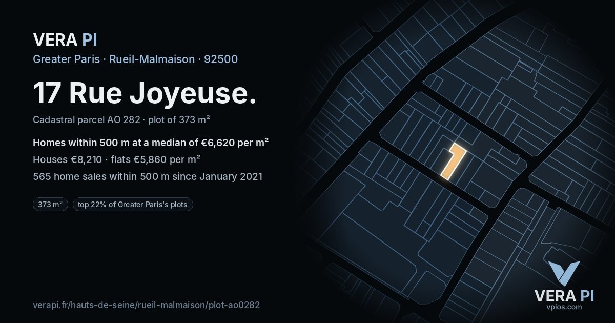 17 Rue Joyeuse, Rueil-Malmaison at night – the plot lit, the parcels around coloured by the prices near them