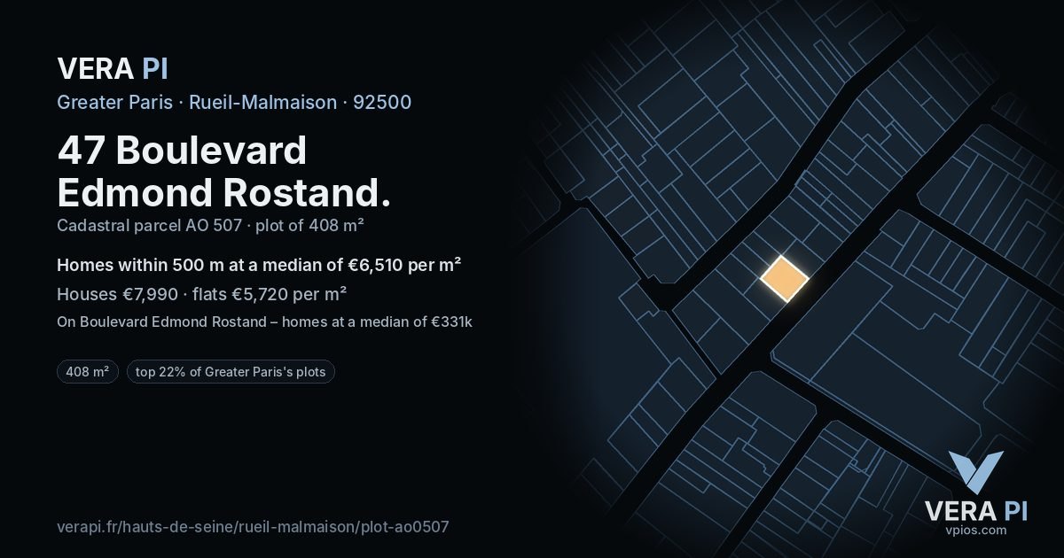 47 Boulevard Edmond Rostand, Rueil-Malmaison at night – the plot lit, the parcels around coloured by the prices near them