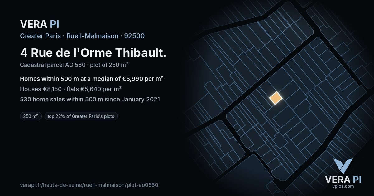 4 Rue de l'Orme Thibault, Rueil-Malmaison at night – the plot lit, the parcels around coloured by the prices near them
