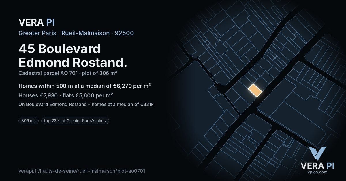 45 Boulevard Edmond Rostand, Rueil-Malmaison at night – the plot lit, the parcels around coloured by the prices near them