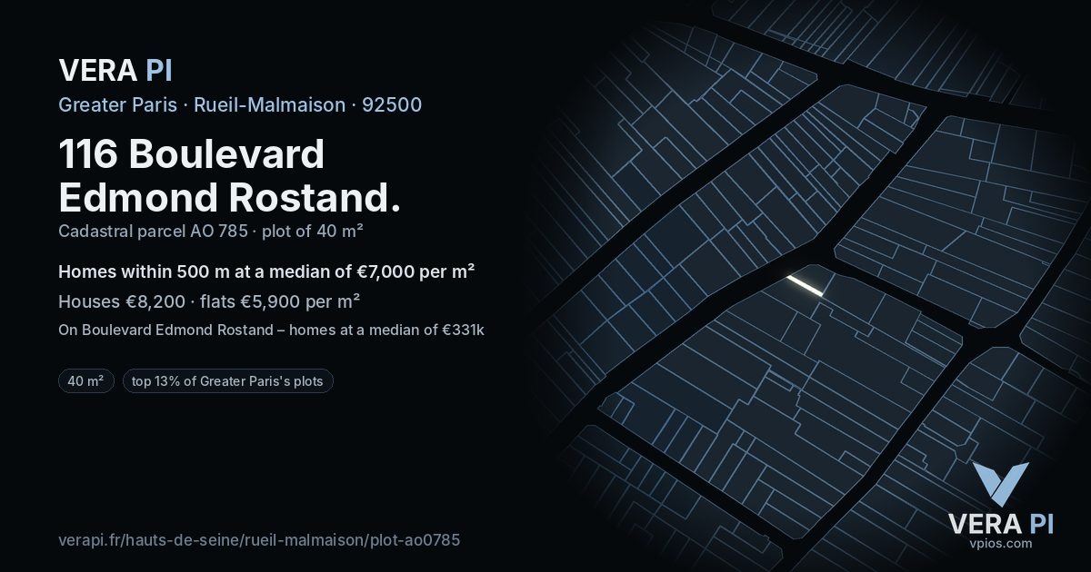 116 Boulevard Edmond Rostand, Rueil-Malmaison at night – the plot lit, the parcels around coloured by the prices near them