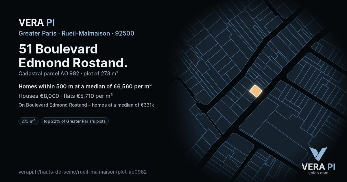 51 Boulevard Edmond Rostand, Rueil-Malmaison at night – the plot lit, the parcels around coloured by the prices near them