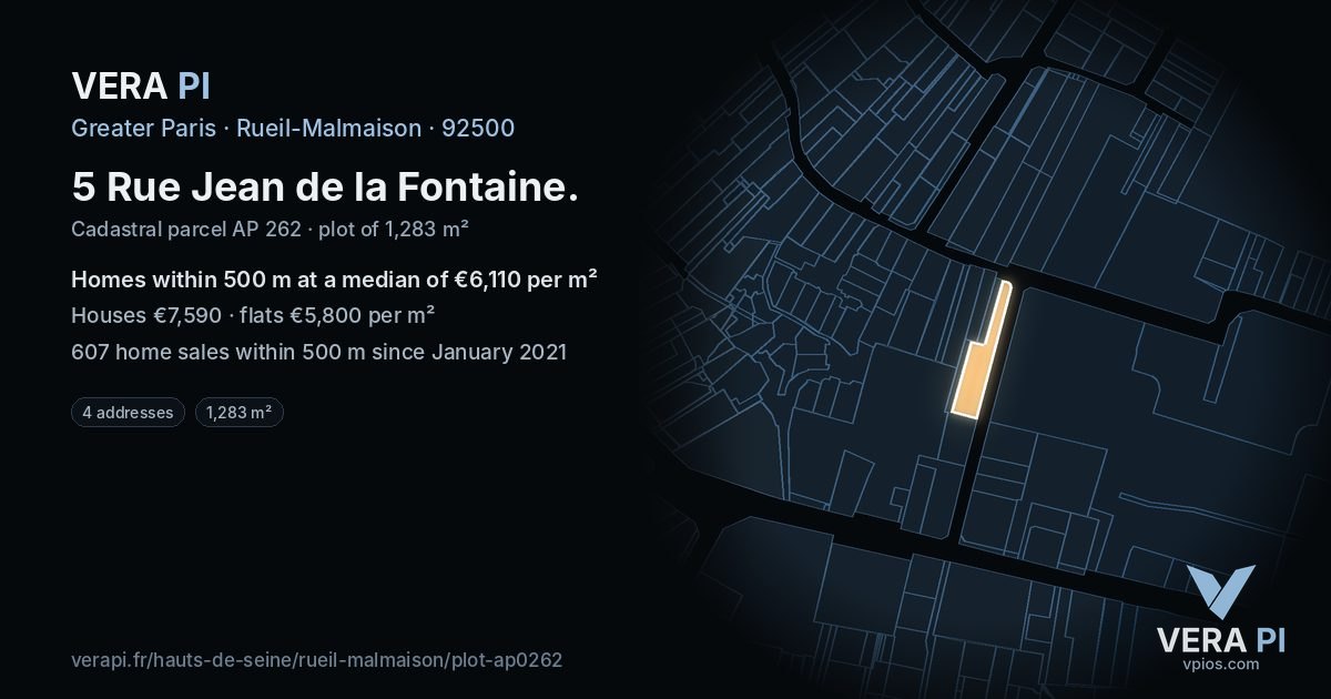 5 Rue Jean de la Fontaine, Rueil-Malmaison at night – the plot lit, the parcels around coloured by the prices near them