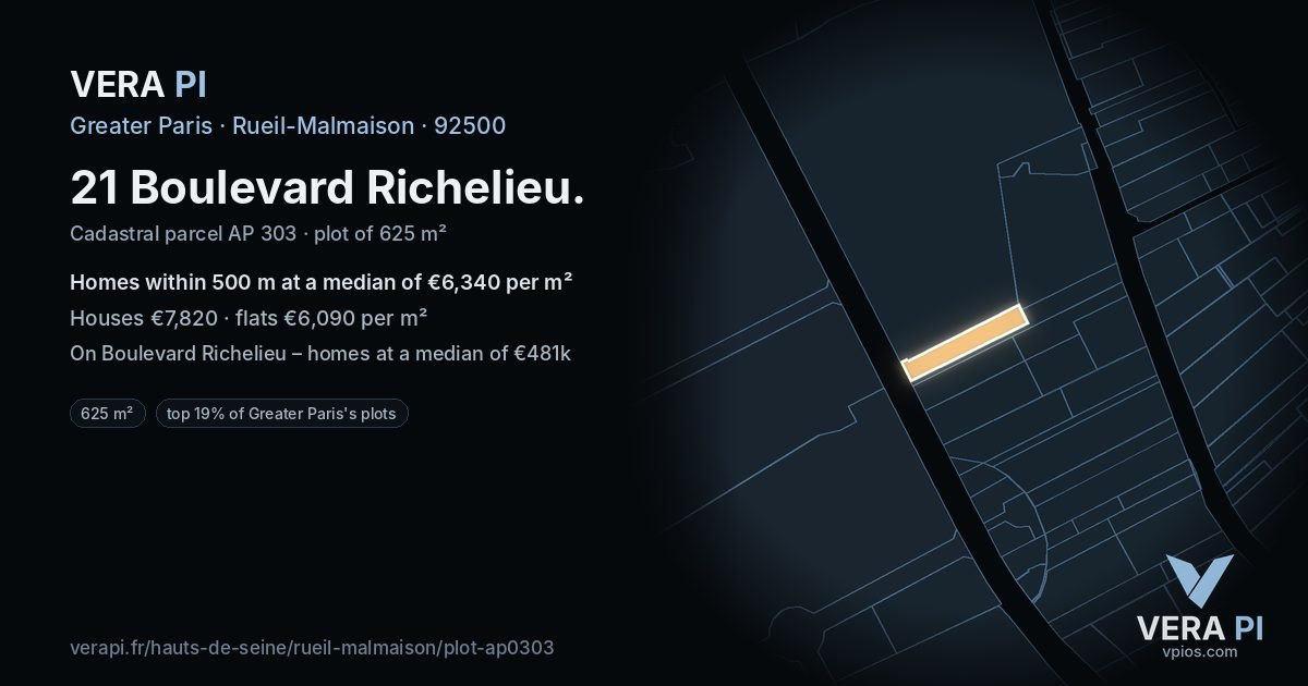 21 Boulevard Richelieu, Rueil-Malmaison at night – the plot lit, the parcels around coloured by the prices near them