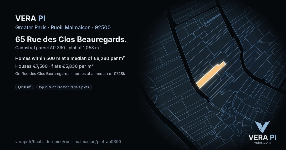 65 Rue des Clos Beauregards, Rueil-Malmaison at night – the plot lit, the parcels around coloured by the prices near them