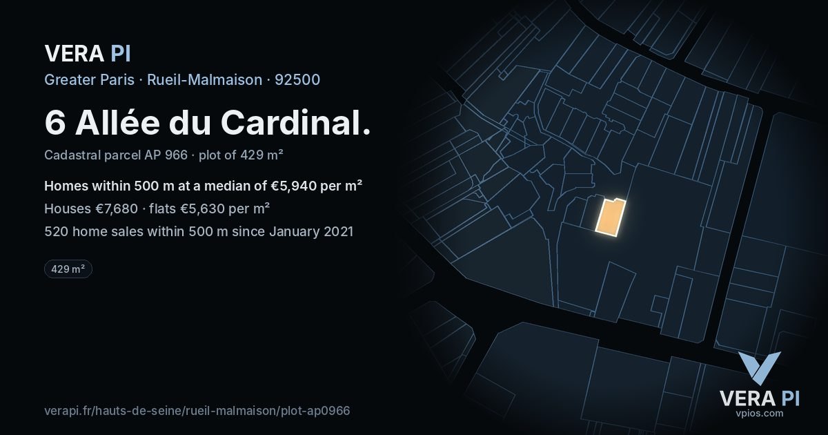 6 Allée du Cardinal, Rueil-Malmaison at night – the plot lit, the parcels around coloured by the prices near them