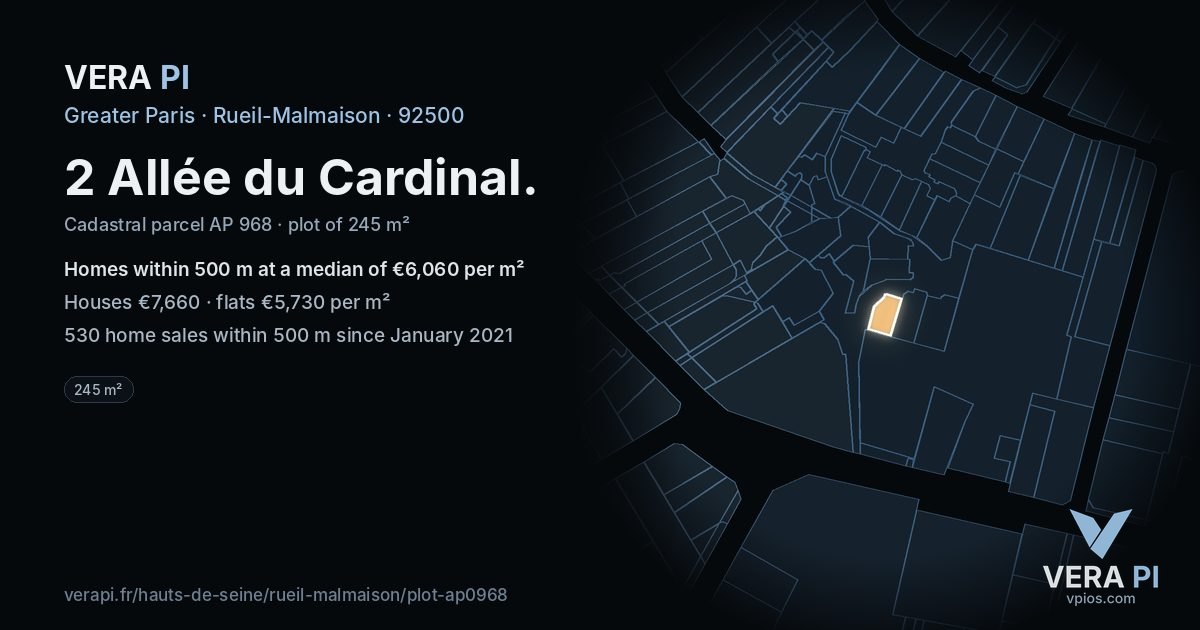 2 Allée du Cardinal, Rueil-Malmaison at night – the plot lit, the parcels around coloured by the prices near them