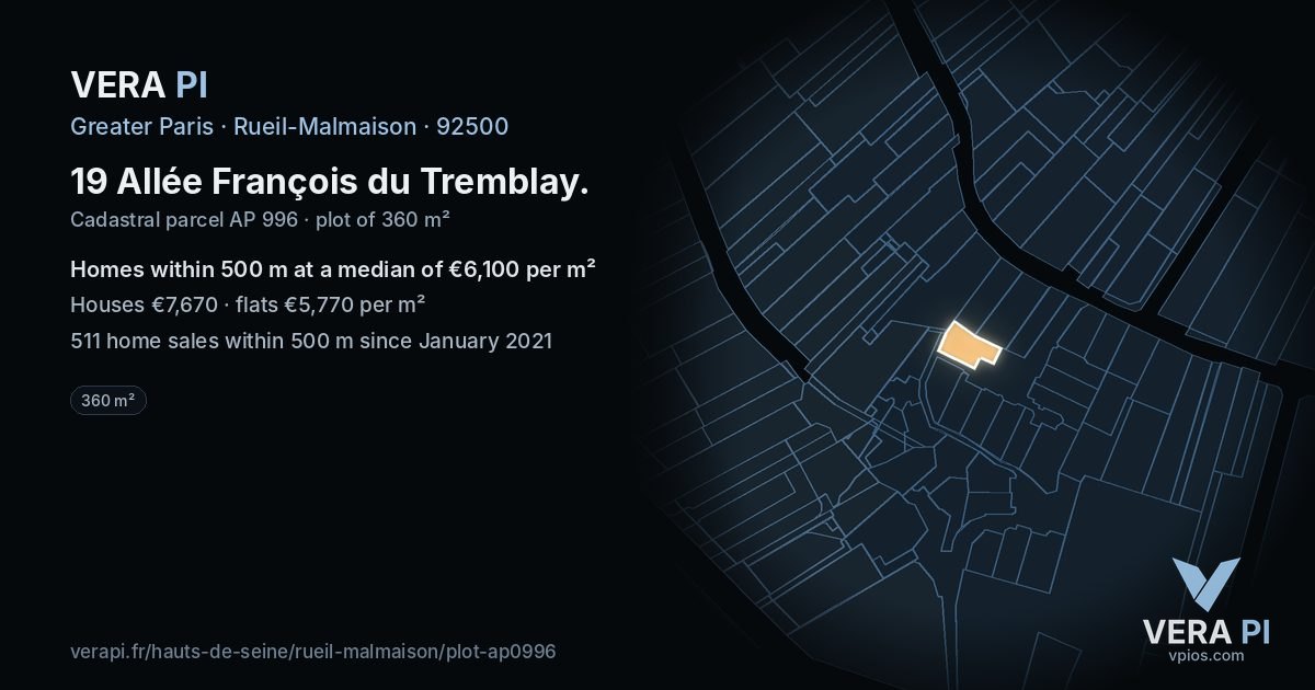 19 Allée François du Tremblay, Rueil-Malmaison at night – the plot lit, the parcels around coloured by the prices near them