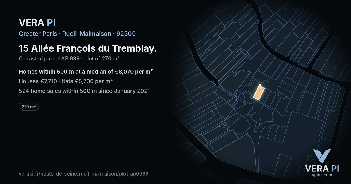 15 Allée François du Tremblay, Rueil-Malmaison at night – the plot lit, the parcels around coloured by the prices near them