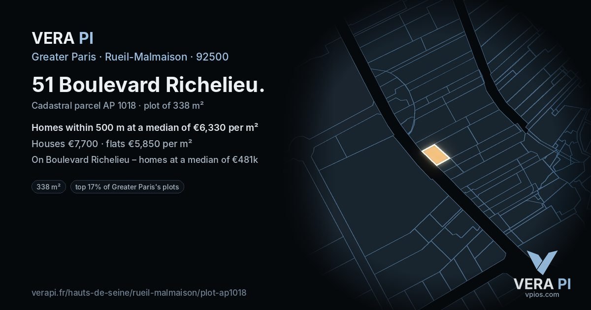 51 Boulevard Richelieu, Rueil-Malmaison at night – the plot lit, the parcels around coloured by the prices near them