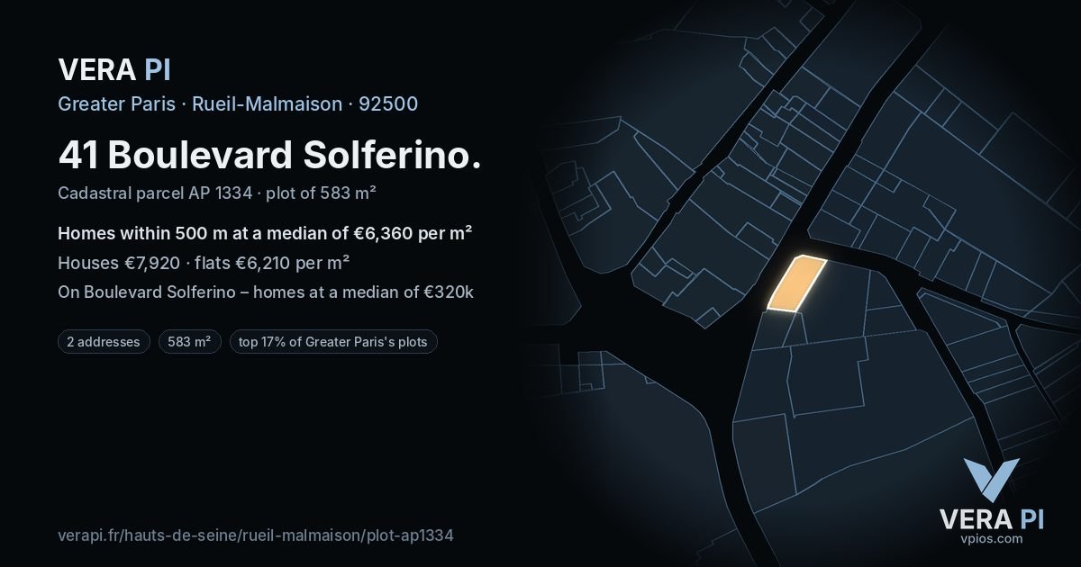 41 Boulevard Solferino, Rueil-Malmaison at night – the plot lit, the parcels around coloured by the prices near them