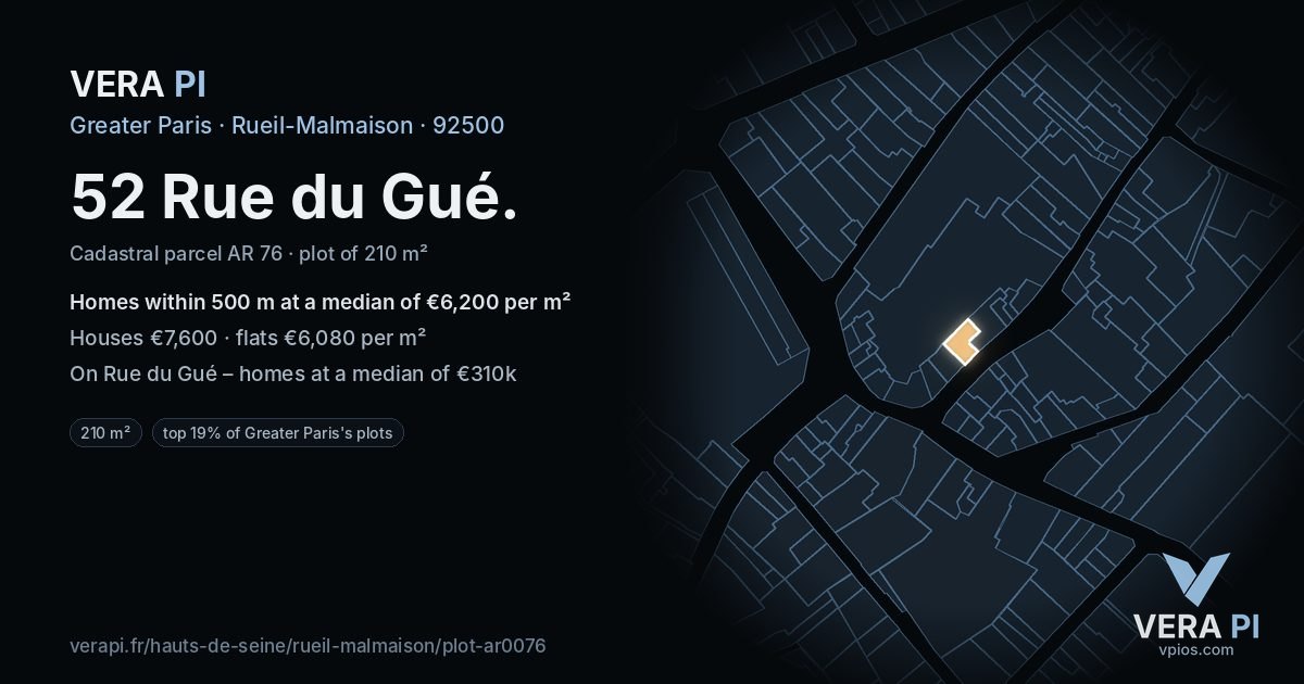 52 Rue du Gué, Rueil-Malmaison at night – the plot lit, the parcels around coloured by the prices near them