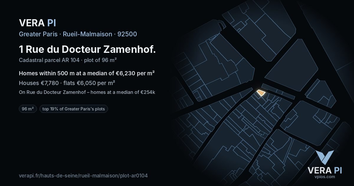 1 Rue du Docteur Zamenhof, Rueil-Malmaison at night – the plot lit, the parcels around coloured by the prices near them