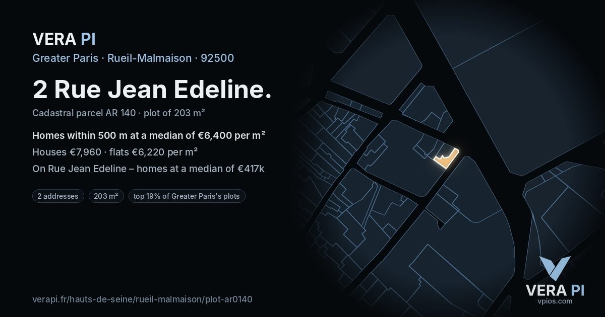 2 Rue Jean Edeline, Rueil-Malmaison at night – the plot lit, the parcels around coloured by the prices near them