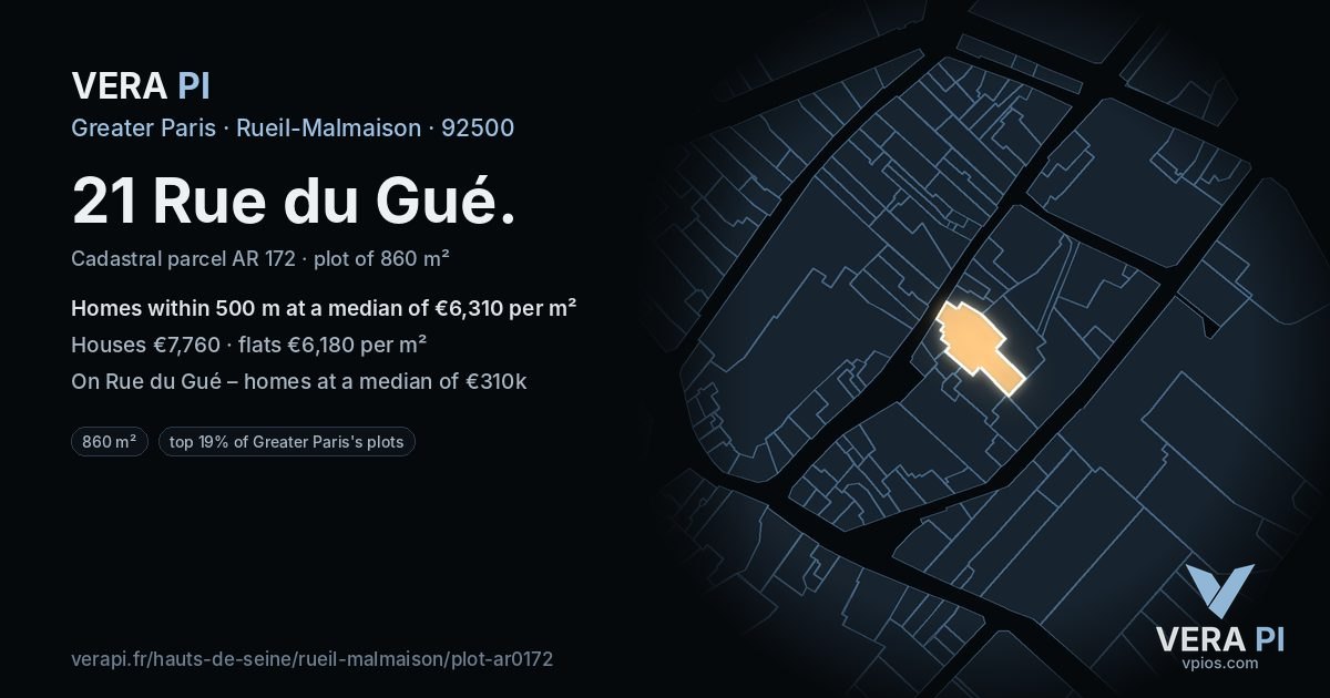 21 Rue du Gué, Rueil-Malmaison at night – the plot lit, the parcels around coloured by the prices near them