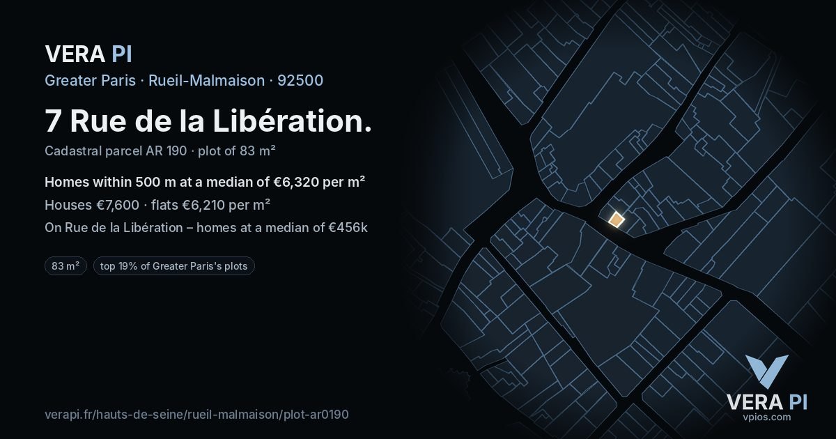 7 Rue de la Libération, Rueil-Malmaison at night – the plot lit, the parcels around coloured by the prices near them