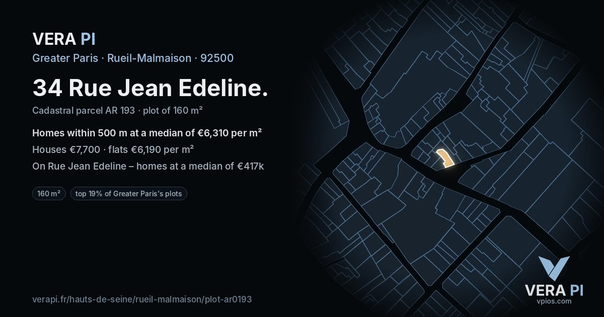 34 Rue Jean Edeline, Rueil-Malmaison at night – the plot lit, the parcels around coloured by the prices near them