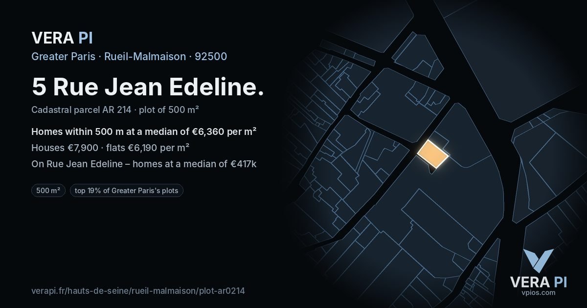 5 Rue Jean Edeline, Rueil-Malmaison at night – the plot lit, the parcels around coloured by the prices near them