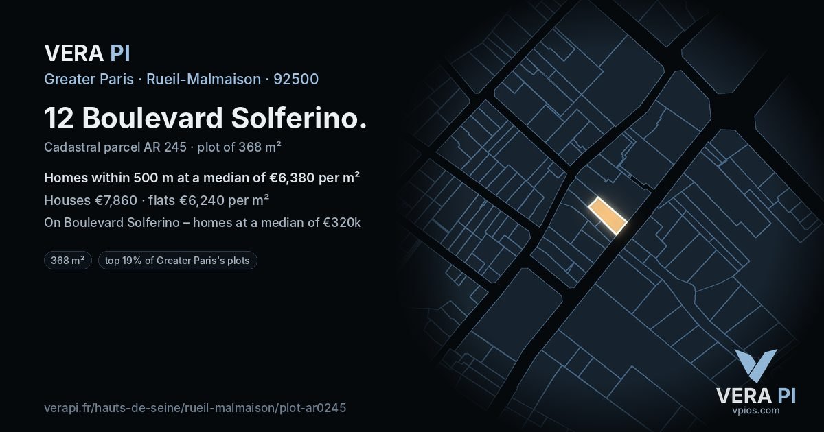 12 Boulevard Solferino, Rueil-Malmaison at night – the plot lit, the parcels around coloured by the prices near them