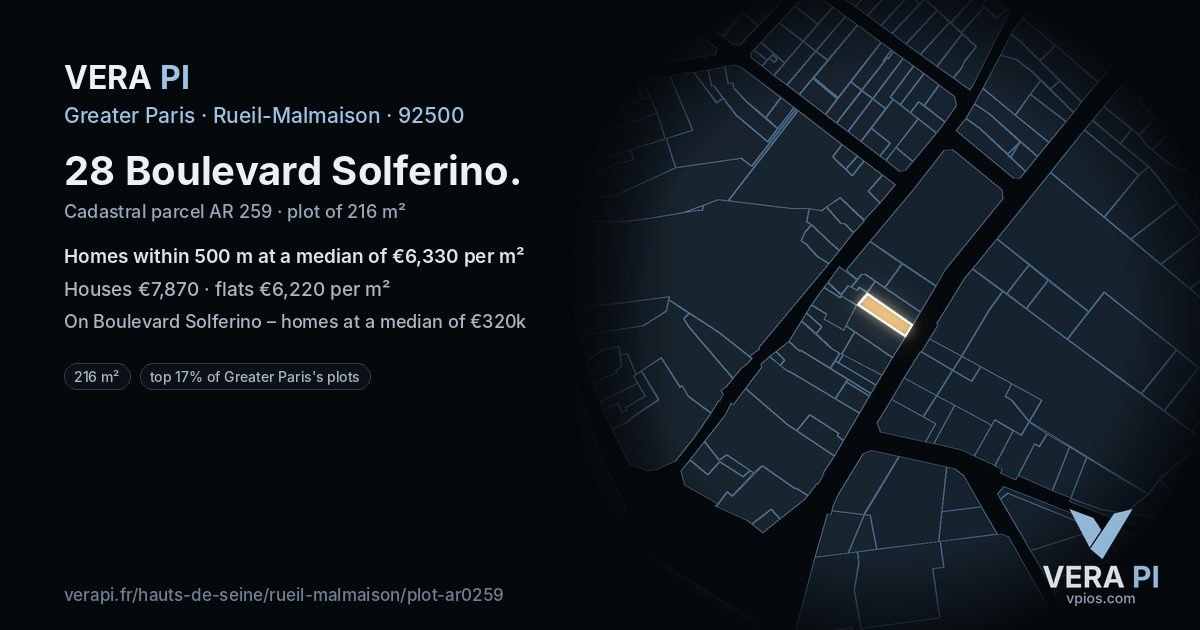 28 Boulevard Solferino, Rueil-Malmaison at night – the plot lit, the parcels around coloured by the prices near them