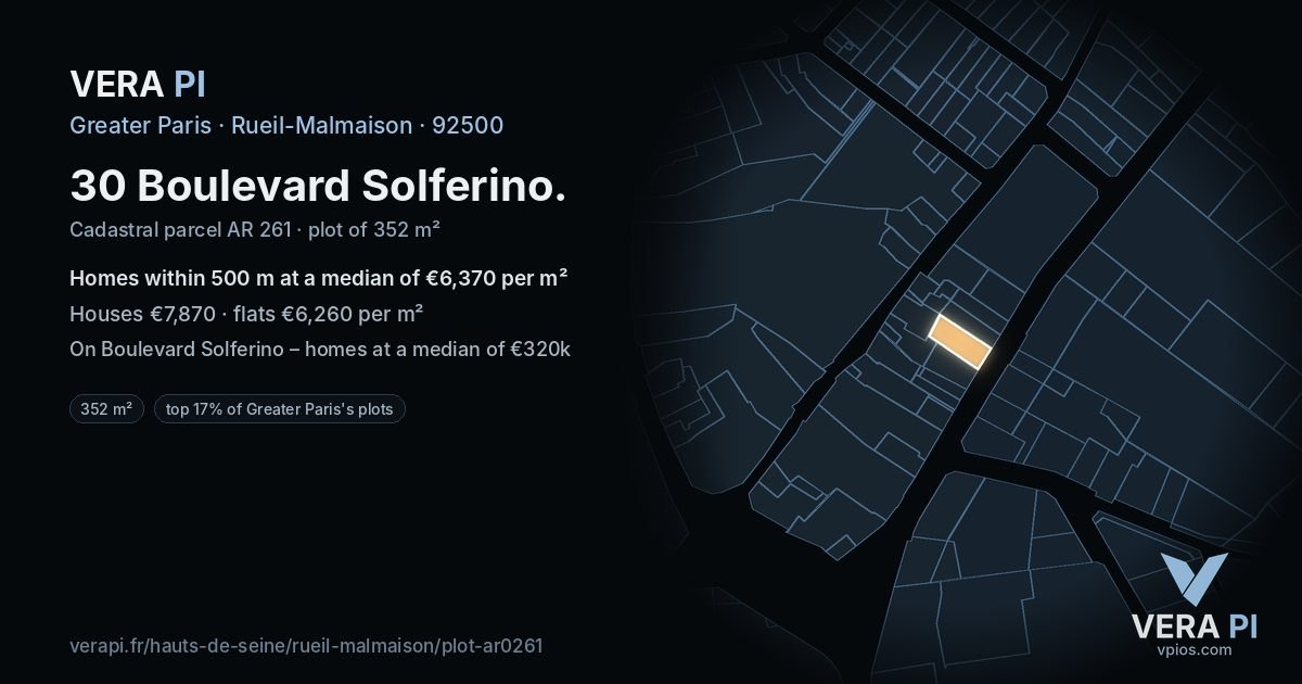 30 Boulevard Solferino, Rueil-Malmaison at night – the plot lit, the parcels around coloured by the prices near them