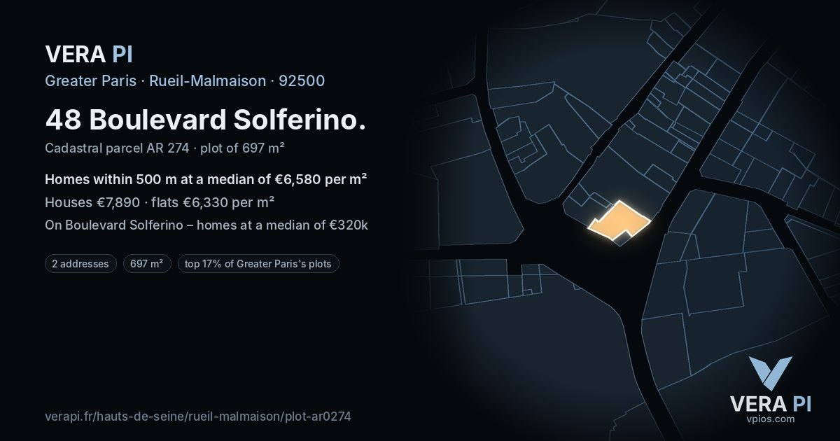 48 Boulevard Solferino, Rueil-Malmaison at night – the plot lit, the parcels around coloured by the prices near them