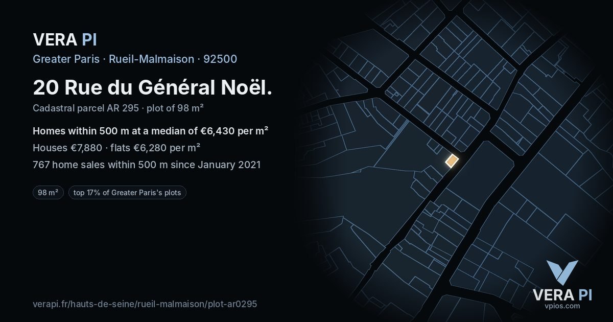 20 Rue du Général Noël, Rueil-Malmaison at night – the plot lit, the parcels around coloured by the prices near them