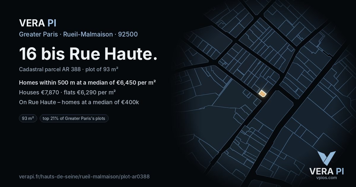 16 bis Rue Haute, Rueil-Malmaison at night – the plot lit, the parcels around coloured by the prices near them