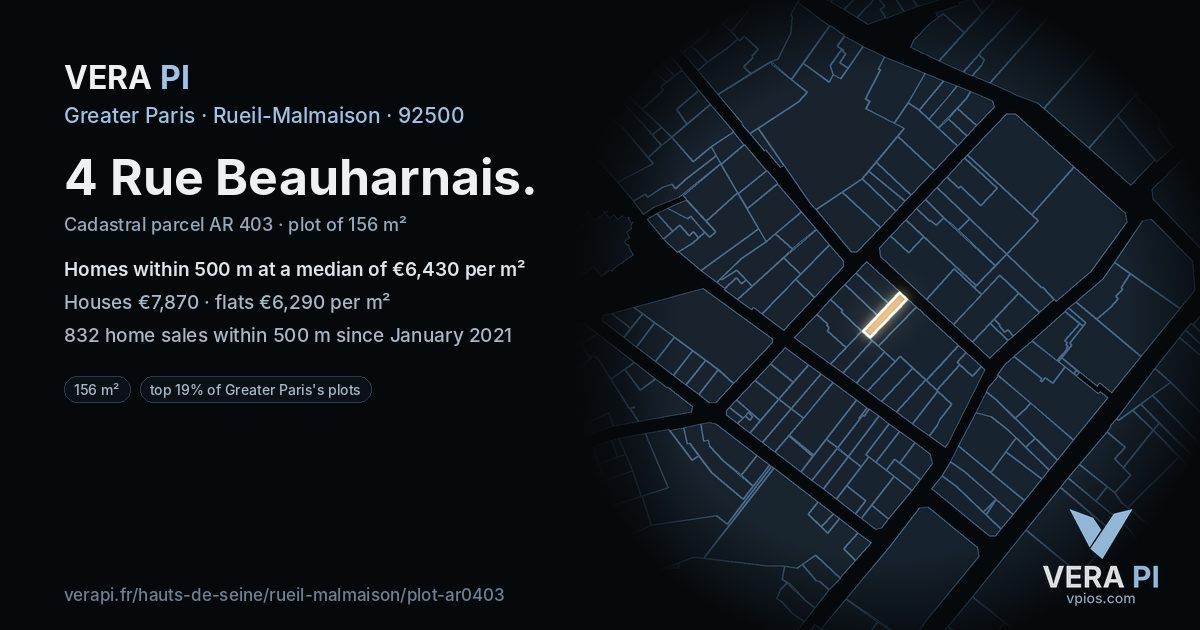4 Rue Beauharnais, Rueil-Malmaison at night – the plot lit, the parcels around coloured by the prices near them