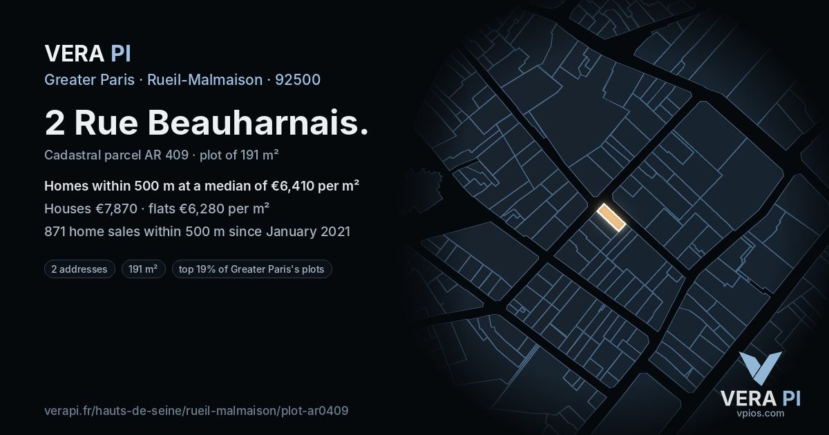 2 Rue Beauharnais, Rueil-Malmaison at night – the plot lit, the parcels around coloured by the prices near them