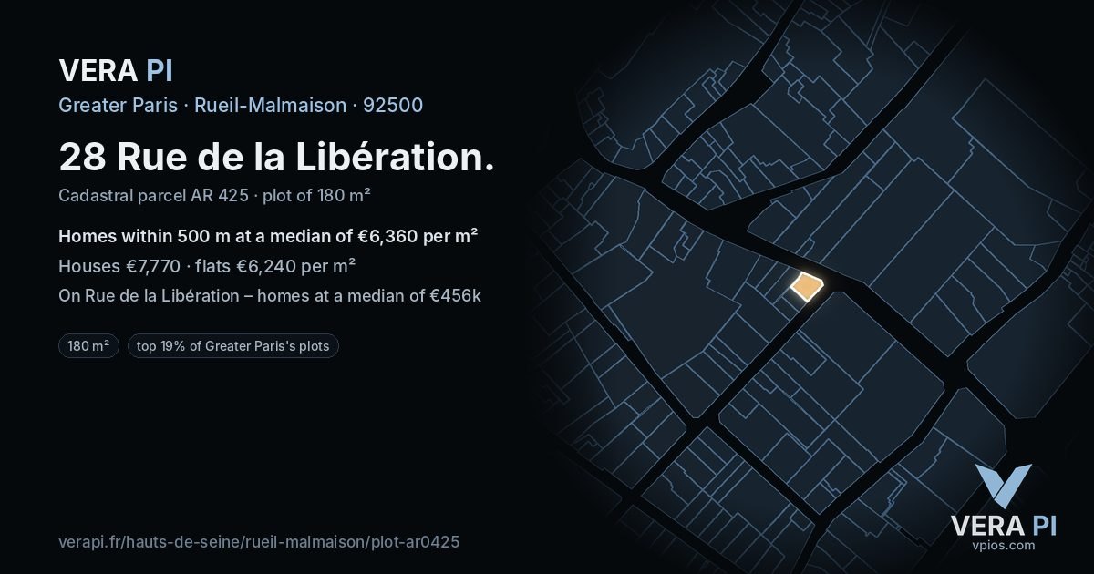 28 Rue de la Libération, Rueil-Malmaison at night – the plot lit, the parcels around coloured by the prices near them