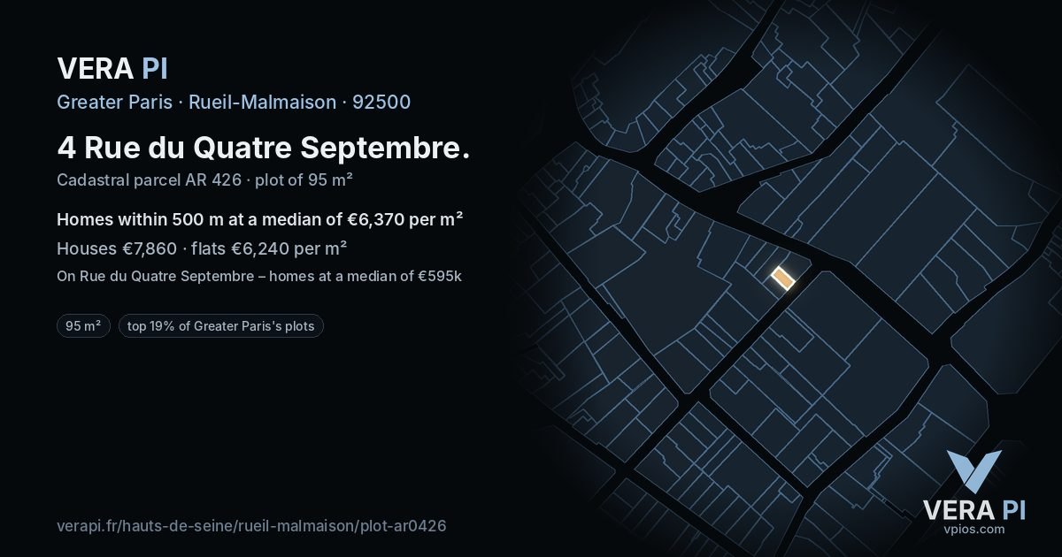 4 Rue du Quatre Septembre, Rueil-Malmaison at night – the plot lit, the parcels around coloured by the prices near them