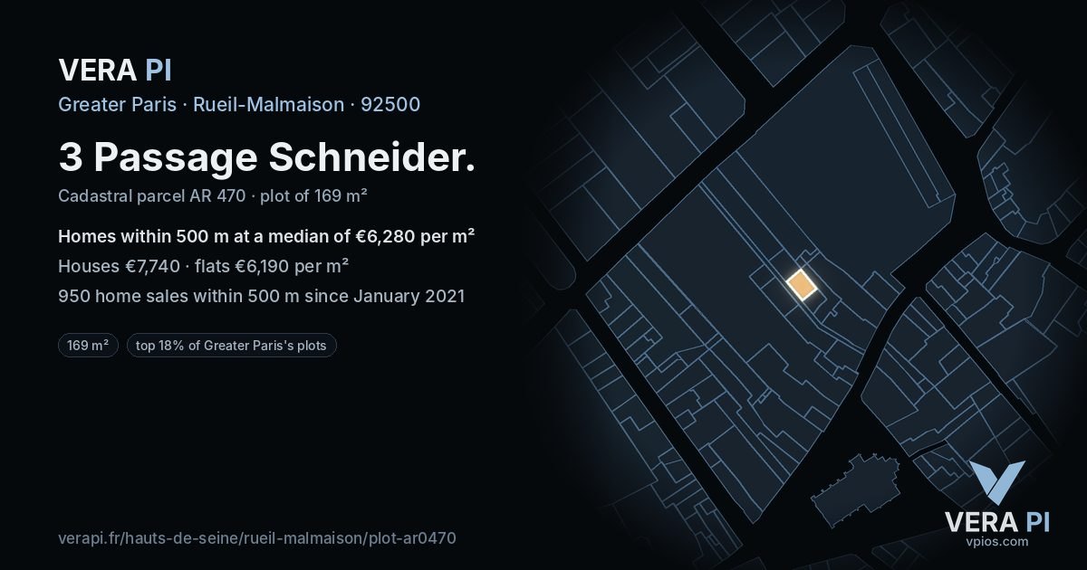 3 Passage Schneider, Rueil-Malmaison at night – the plot lit, the parcels around coloured by the prices near them